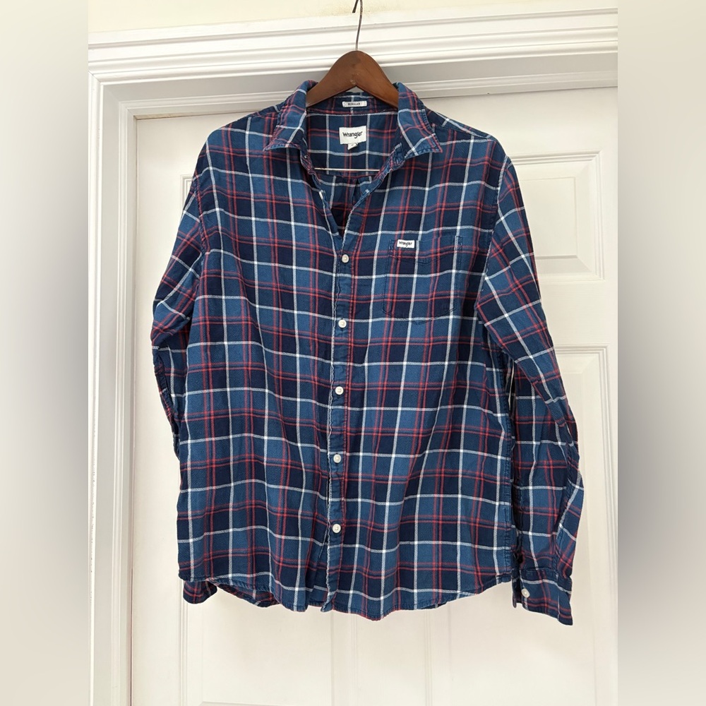 Wrangler Men's Casual Plaid Shirt in Blue and Red